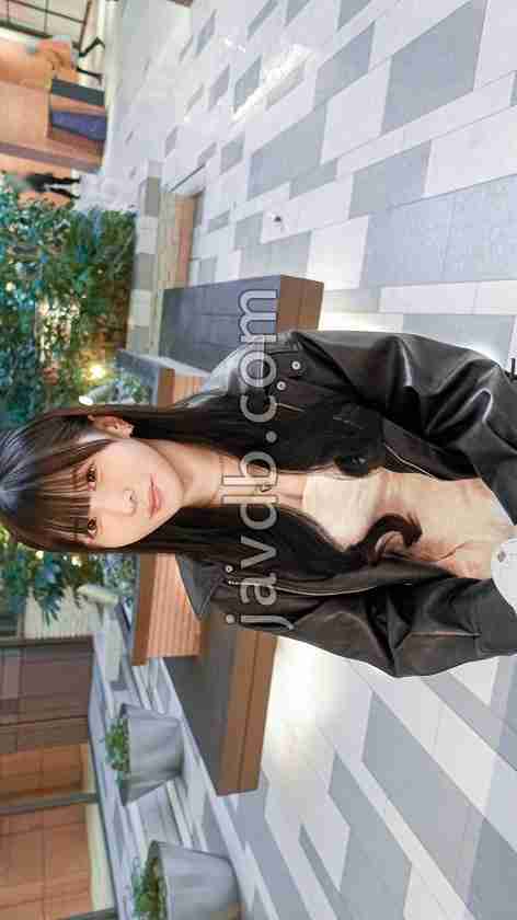 [UNCENSORED-LEAK] SIRO-5532 I'm a gloomy girl. A G-cup top-class dinner girl with a body that men love appears! Her voluptuous breasts and voluptuous ass are full of pheromones! A girl who has made many men weak in the knees ascends to climax many ti